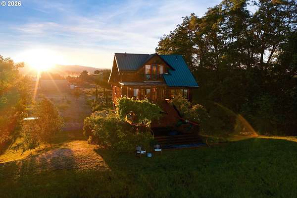 1.79 Acres of Land with Home for Sale in Portland, Oregon