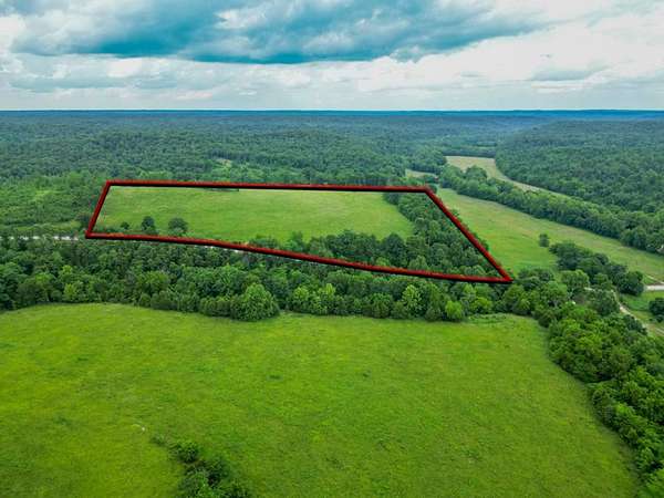 27.3 Acres of Land for Sale in Tunas, Missouri