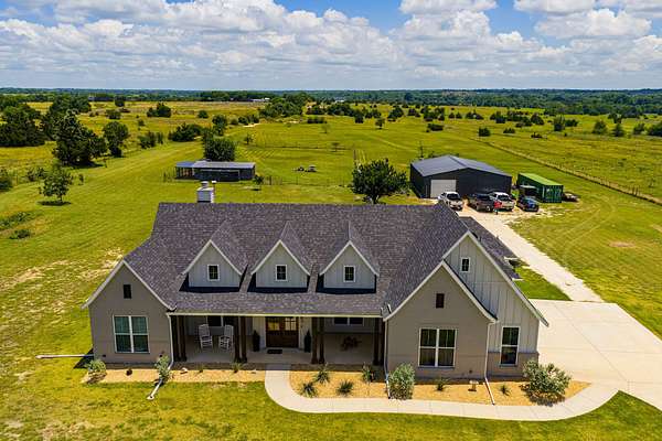 12 Acres of Land for Sale in Milford, Texas