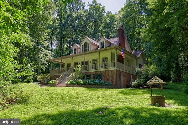1.8 Acres of Land with Home for Sale in Elizabethtown, Pennsylvania
