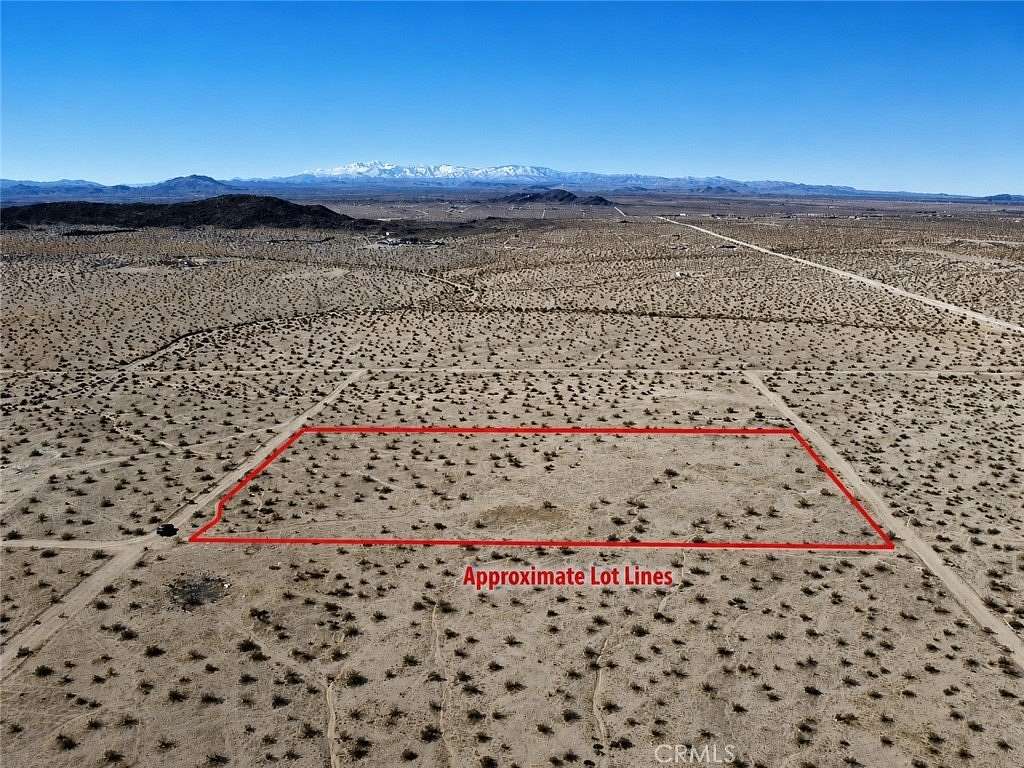 4.56 Acres of Land for Sale in Joshua Tree, California