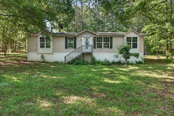 1.5 Acres of Land with Home for Sale in Edgefield, South Carolina