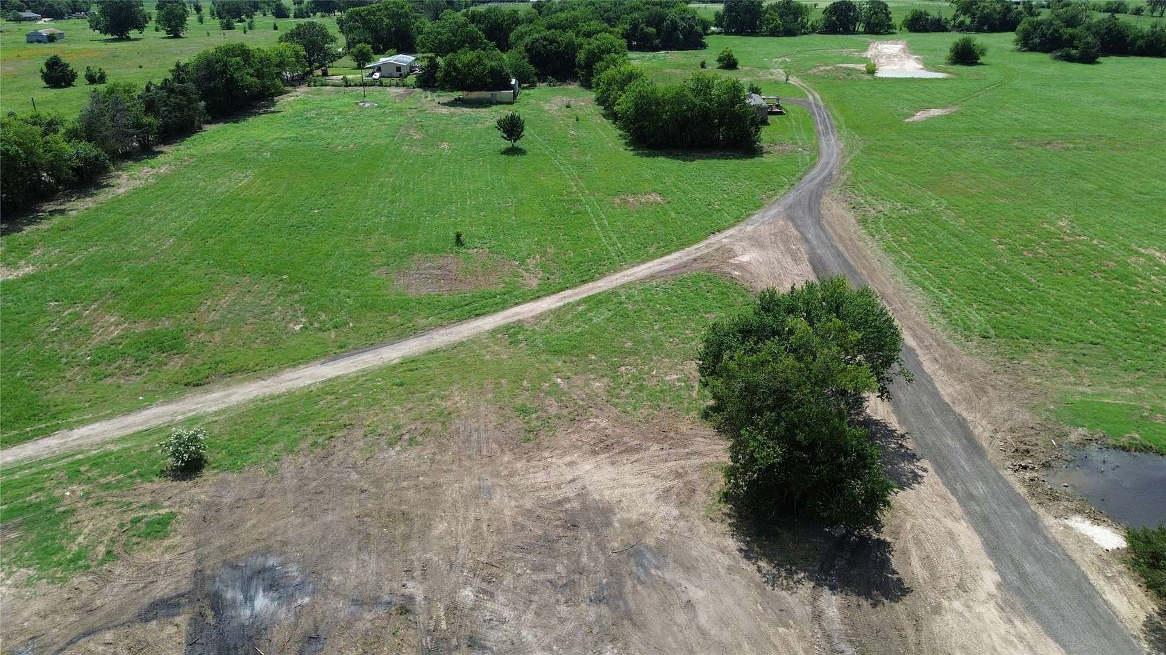 2.33 Acres of Residential Land for Sale in Kaufman, Texas