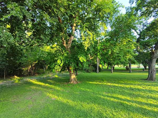 2.5 Acres of Residential Land for Sale in Dallas, Texas