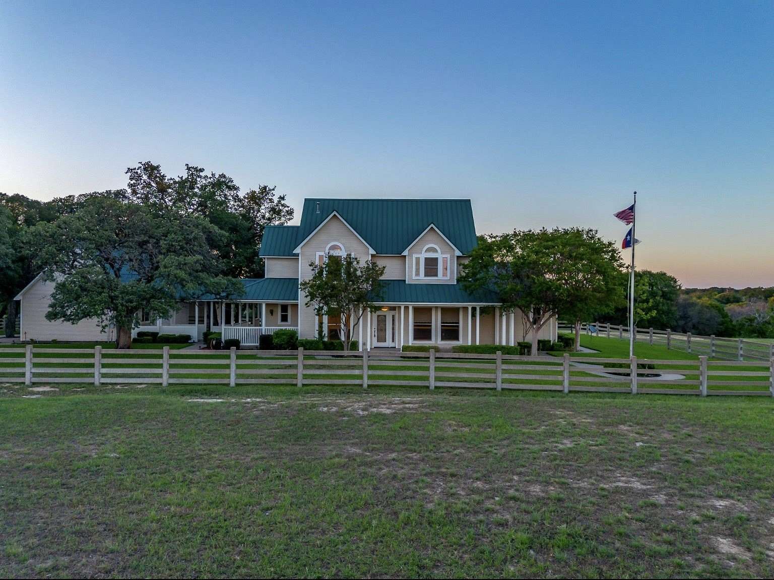 22 Acres of Land with Home for Sale in Fort Worth, Texas