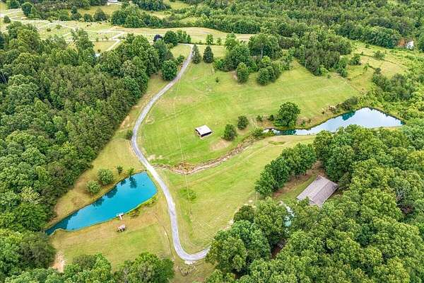 17.6 Acres of Land with Home for Sale in London, Kentucky