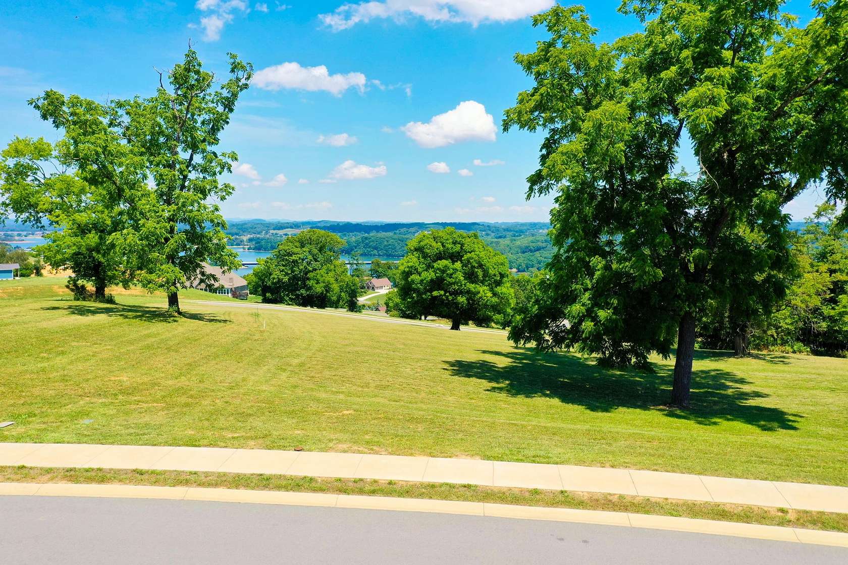 0.7 Acres of Residential Land for Sale in Morristown, Tennessee