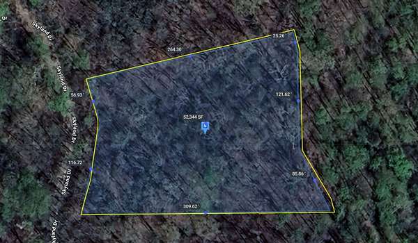 1.39 Acres of Residential Land for Sale in Franklin, North Carolina