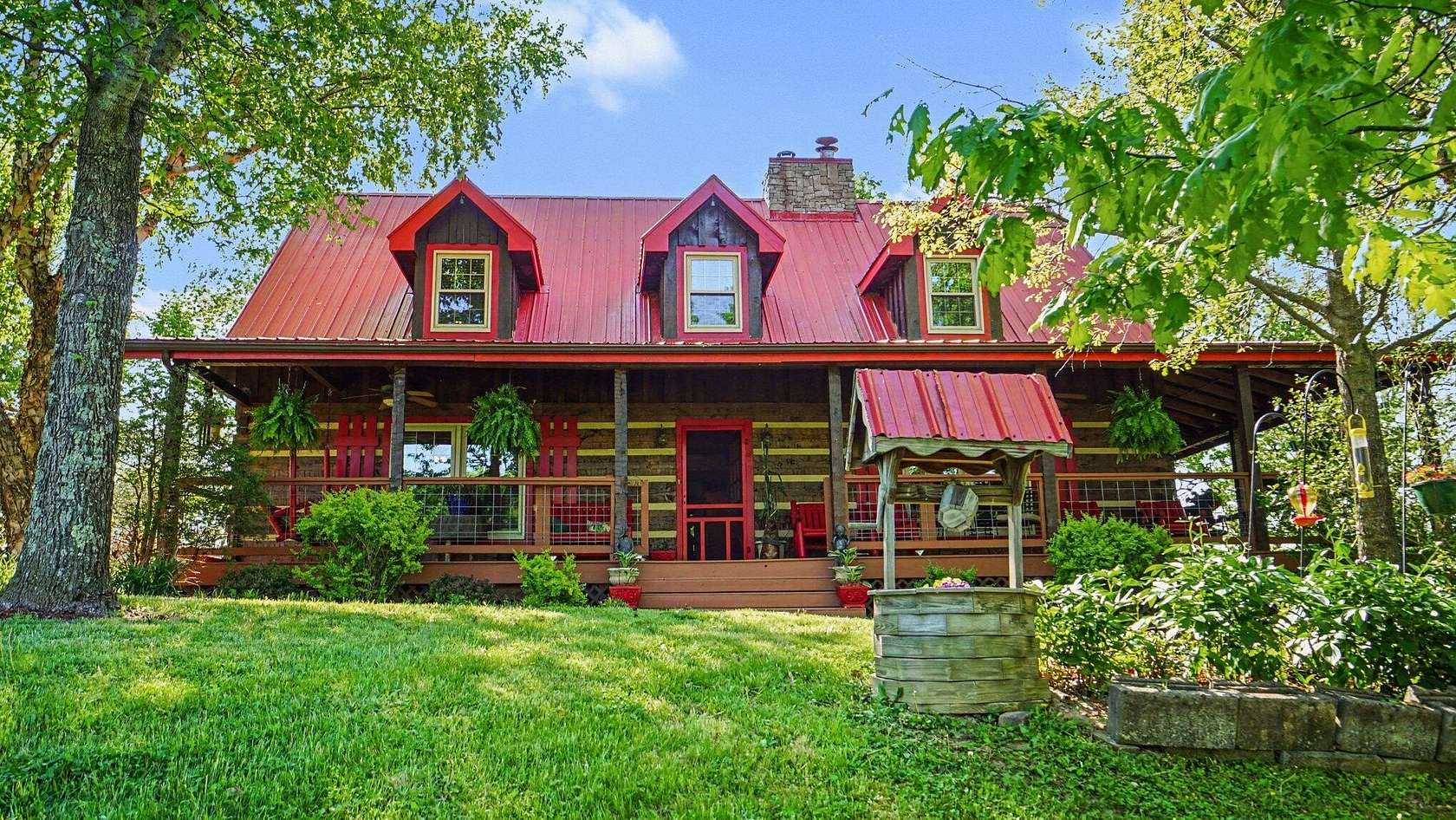 11 Acres of Land with Home for Sale in Sadieville, Kentucky