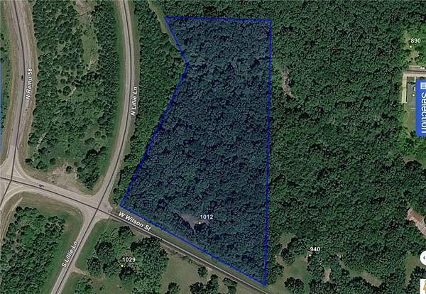 5 Acres of Mixed-Use Land for Sale in Fayetteville, Arkansas