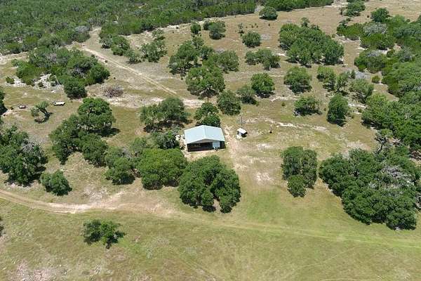 100 Acres of Land for Sale in Mountain Home, Texas