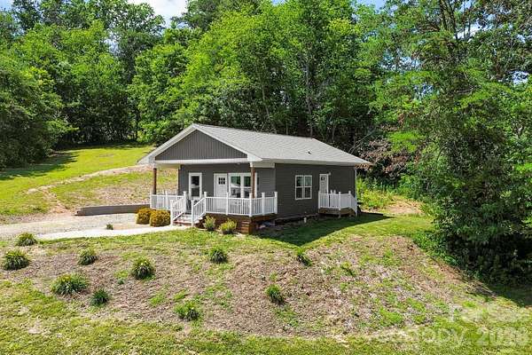 1.54 Acres of Land with Home for Sale in Asheville, North Carolina