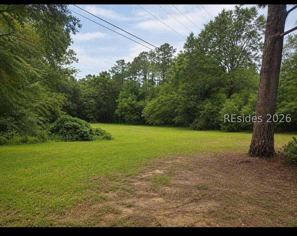 1.1 Acres of Residential Land for Sale in Beaufort, South Carolina