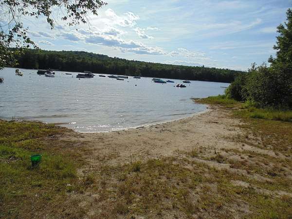 0.16 Acres of Residential Land for Sale in Naples, Maine