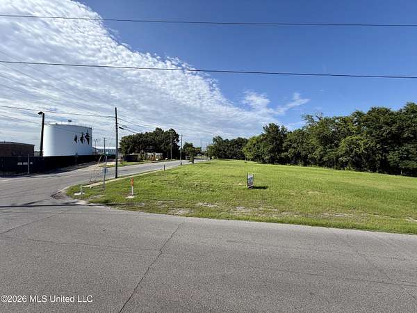 2 Acres of Commercial Land for Sale in Pascagoula, Mississippi