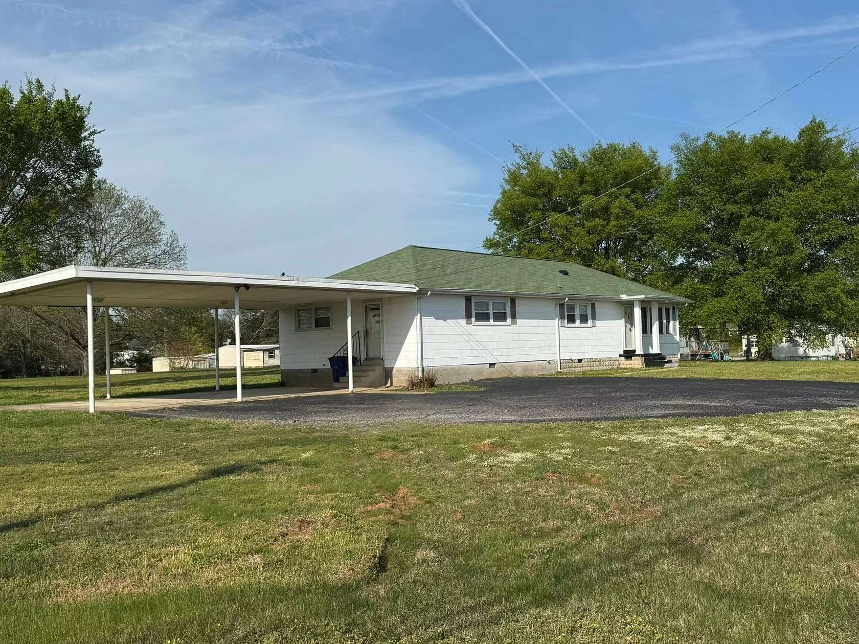 2.25 Acres of Improved Mixed-Use Land for Sale in Shelbyville, Tennessee