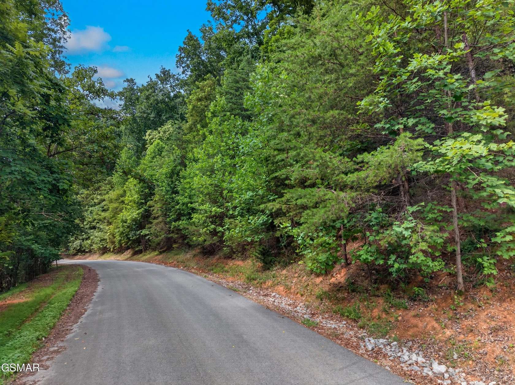 1.15 Acres of Residential Land for Sale in New Tazewell, Tennessee