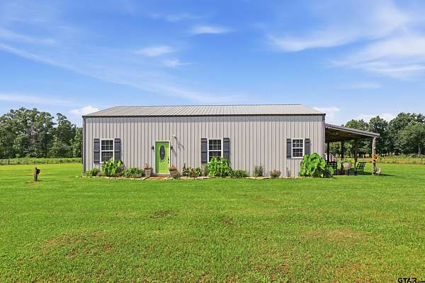3.62 Acres of Land with Home for Sale in Pittsburg, Texas