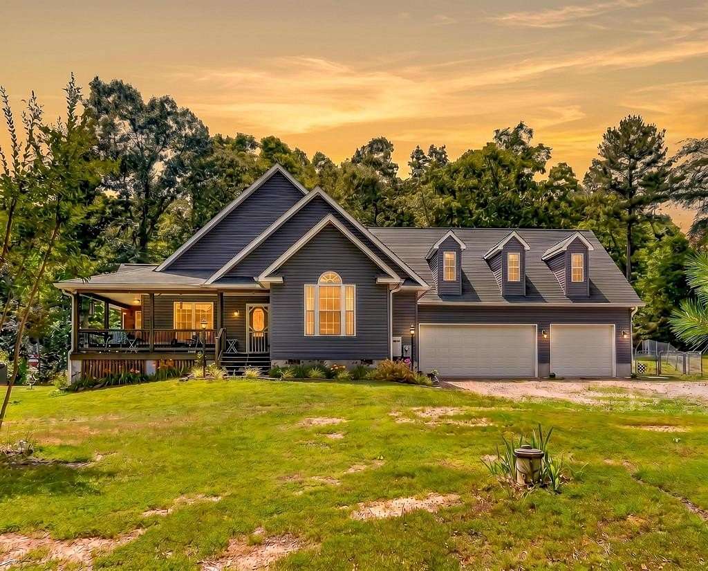 5.64 Acres of Land with Home for Sale in Meherrin, Virginia