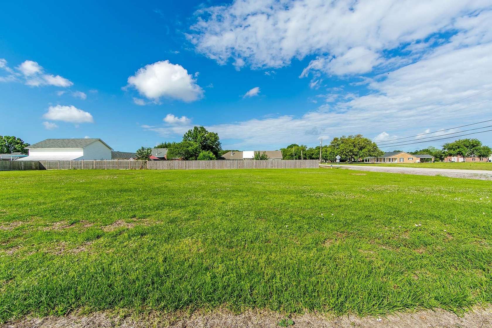 0.28 Acres of Commercial Land for Sale in Houma, Louisiana