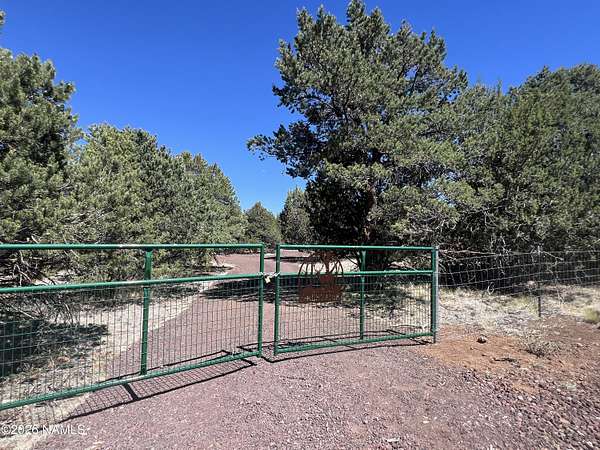 1 Acre of Residential Land for Sale in Williams, Arizona