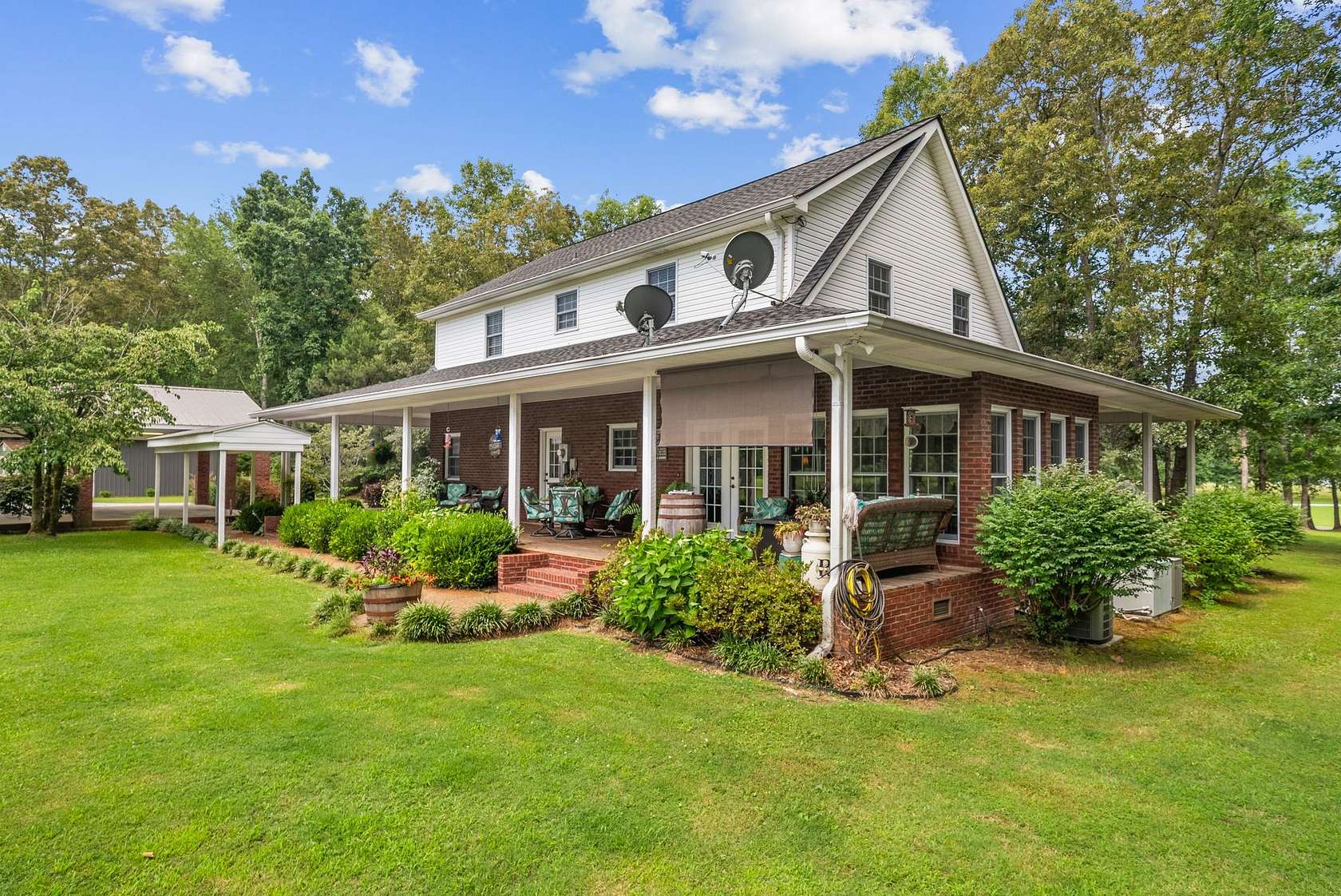 9.5 Acres of Land with Home for Sale in Elora, Tennessee