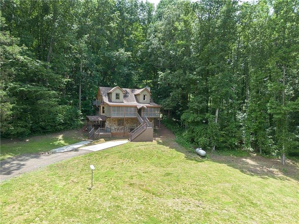 4.32 Acres of Land with Home for Sale in Fairmount, Georgia