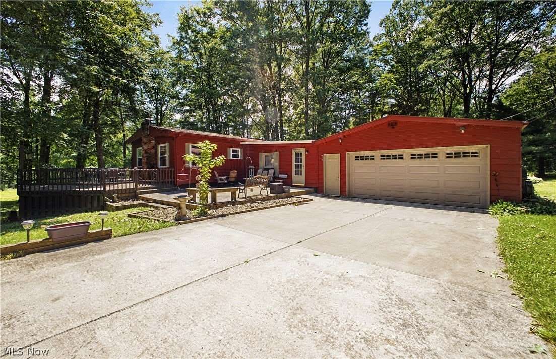 10.2 Acres of Recreational Land with Home for Sale in Columbiana, Ohio