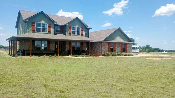 10 Acres of Land with Home for Sale in Crescent, Oklahoma