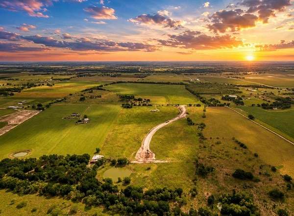 3 Acres of Residential Land for Sale in Elm Mott, Texas