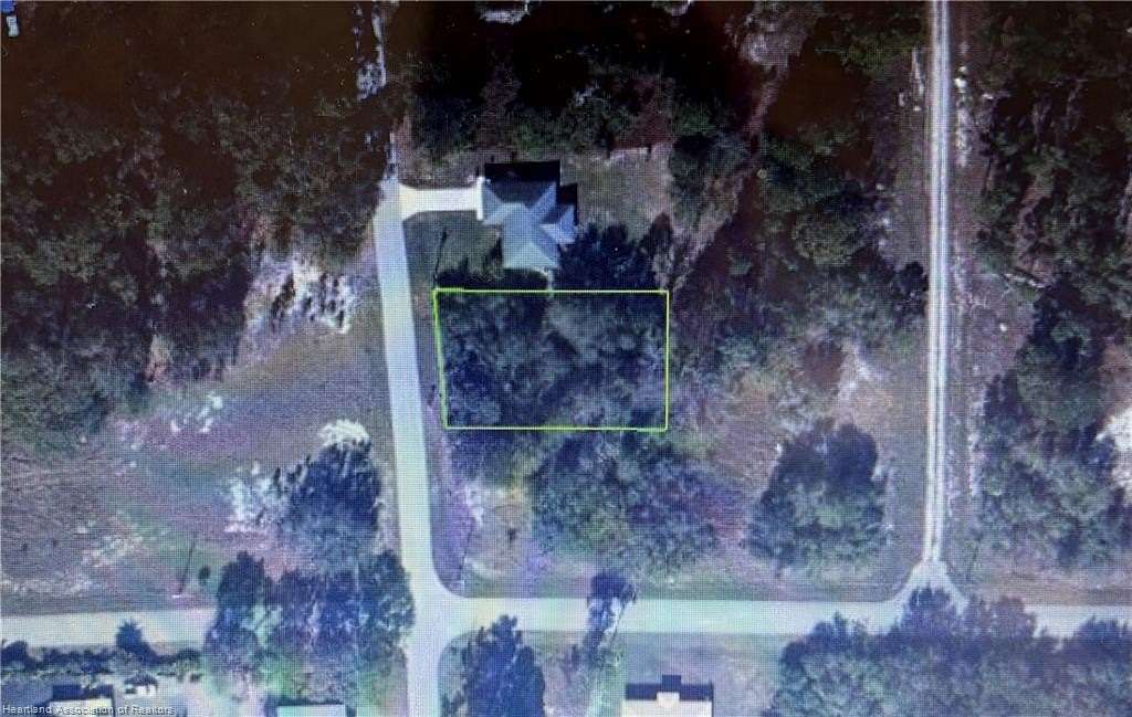 0.27 Acres of Residential Land for Sale in Lake Placid, Florida