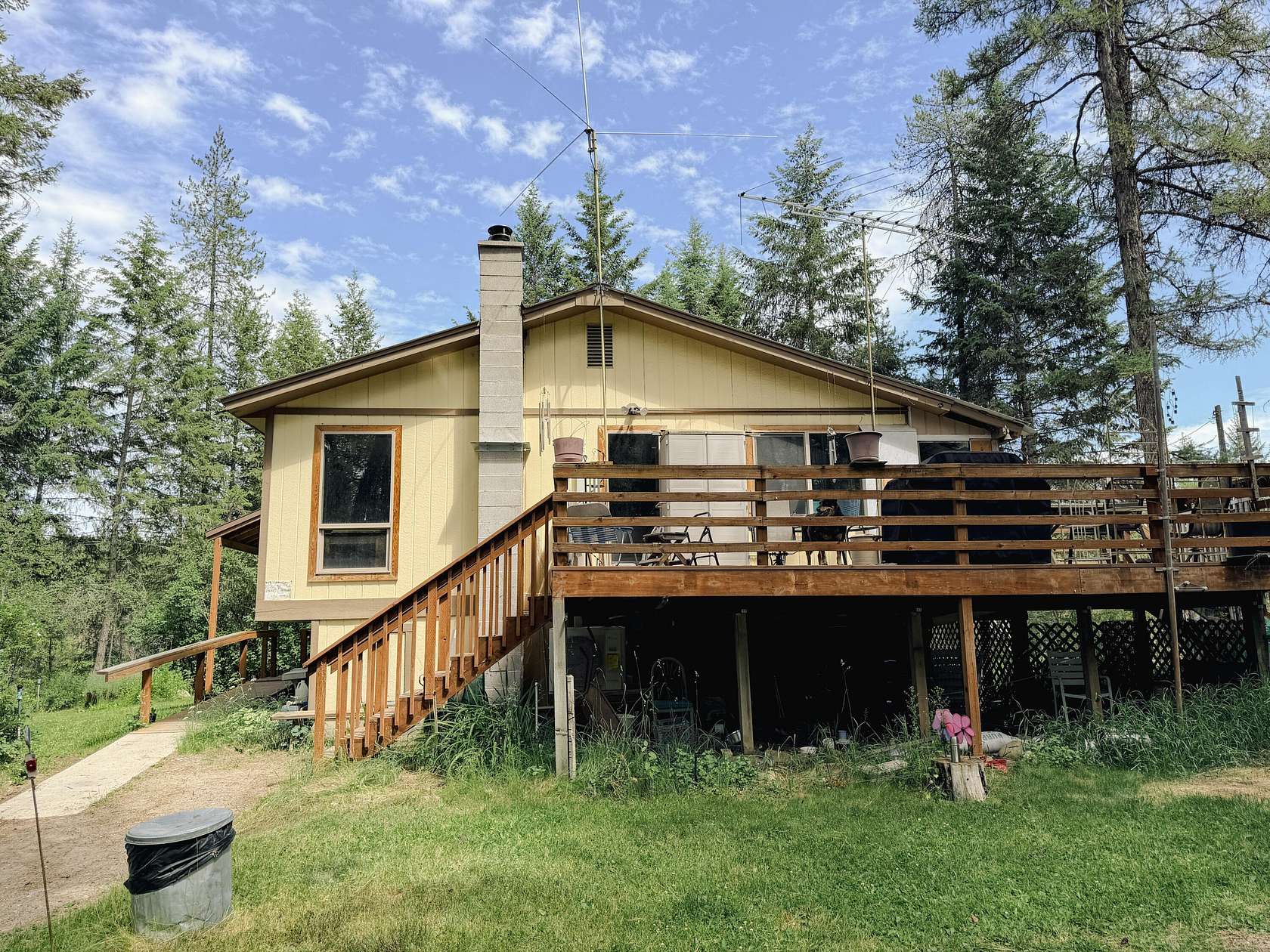 2.9 Acres of Land with Home for Sale in Valley, Washington