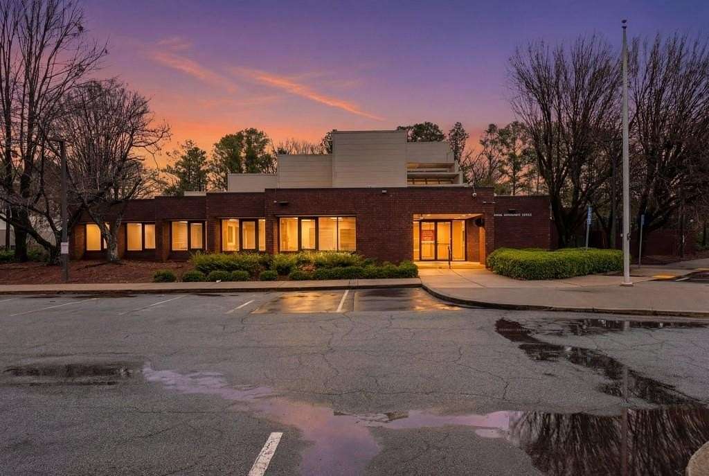 2.13 Acres of Improved Mixed-Use Land for Sale in Atlanta, Georgia