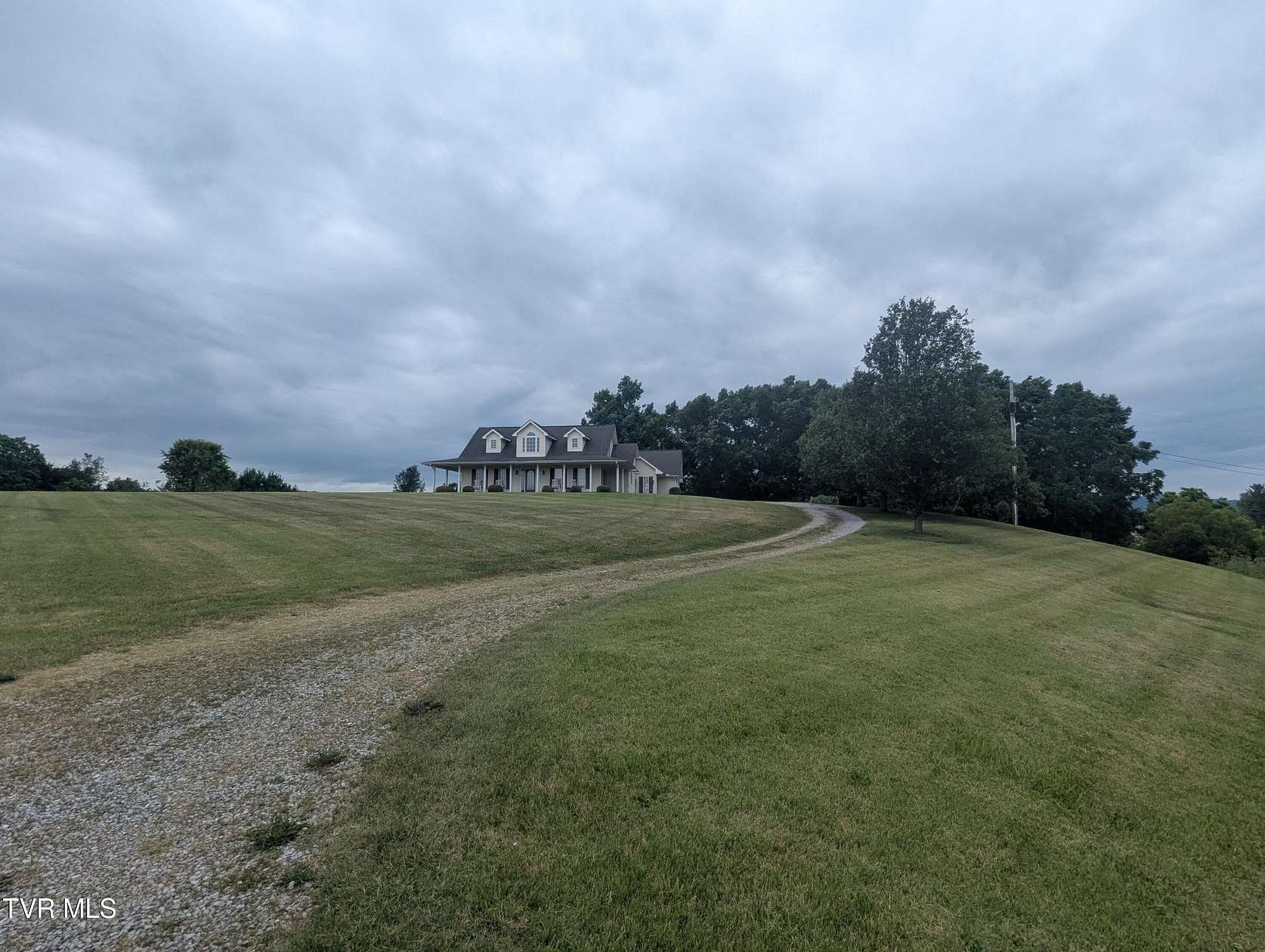 4 Acres of Land with Home for Sale in Mosheim, Tennessee