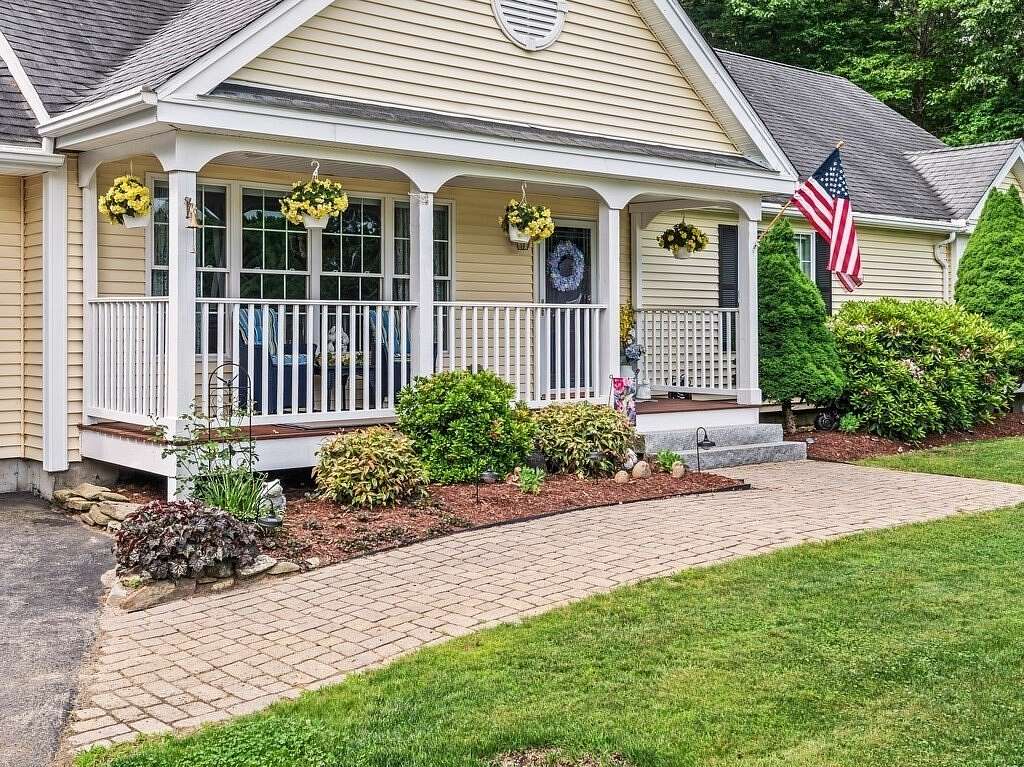 5.5 Acres of Land with Home for Sale in Leicester, Massachusetts