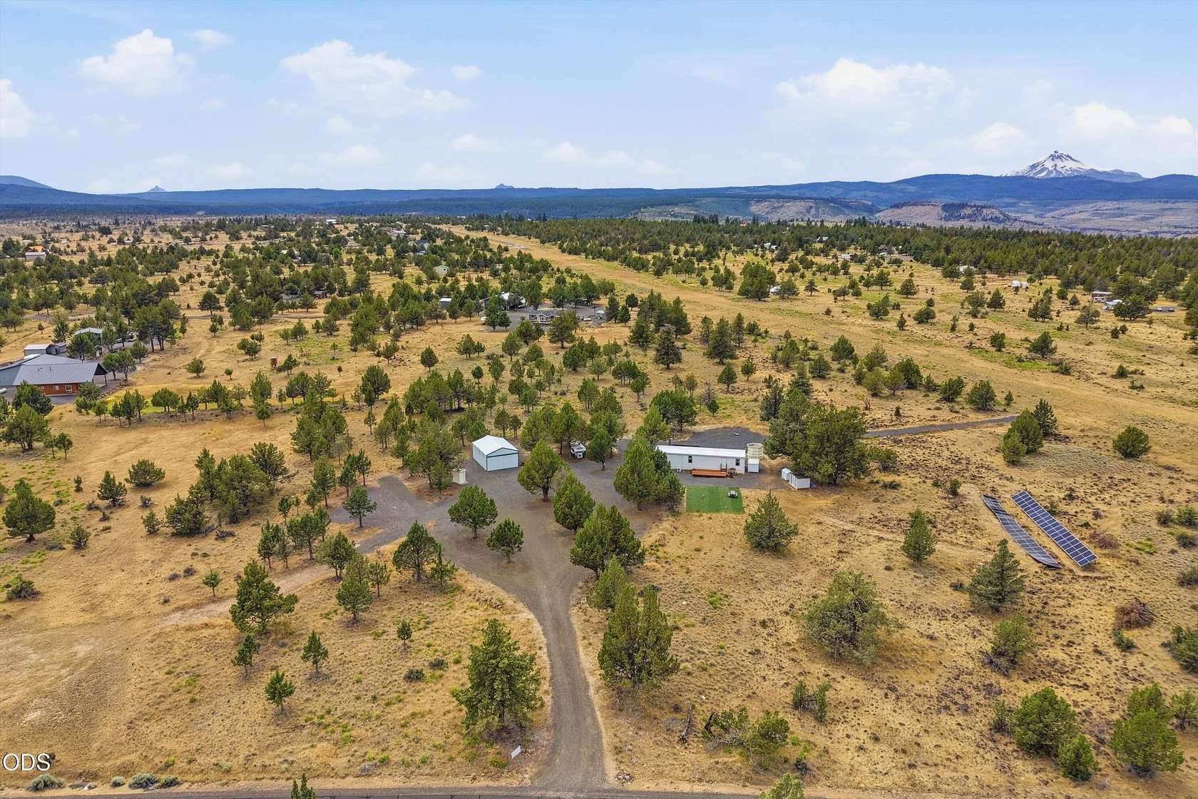 6.9 Acres of Land with Home for Sale in Culver, Oregon