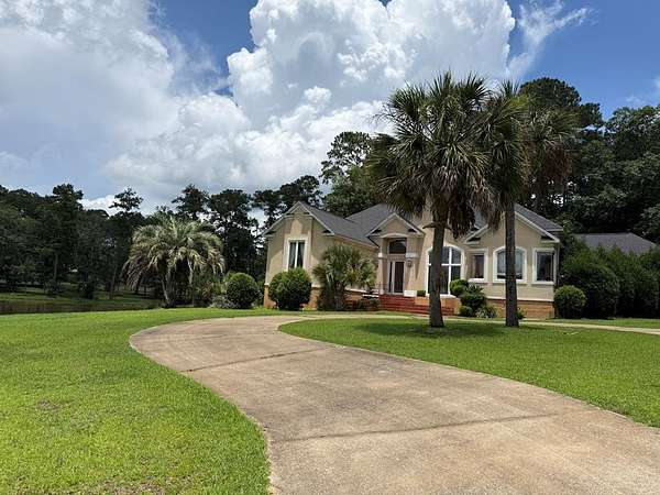 3.62 Acres of Land with Home for Sale in Bainbridge, Georgia