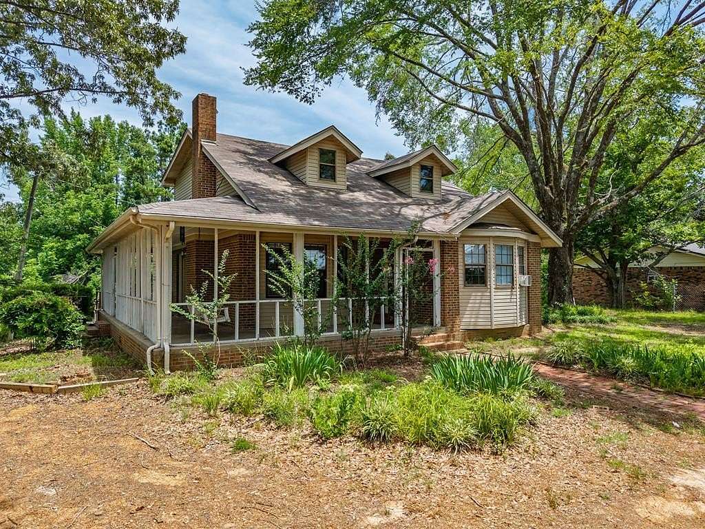 2 Acres of Land with Home for Sale in Sardis, Mississippi