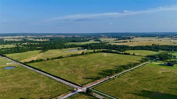 197 Acres of Land for Sale in Mounds, Oklahoma