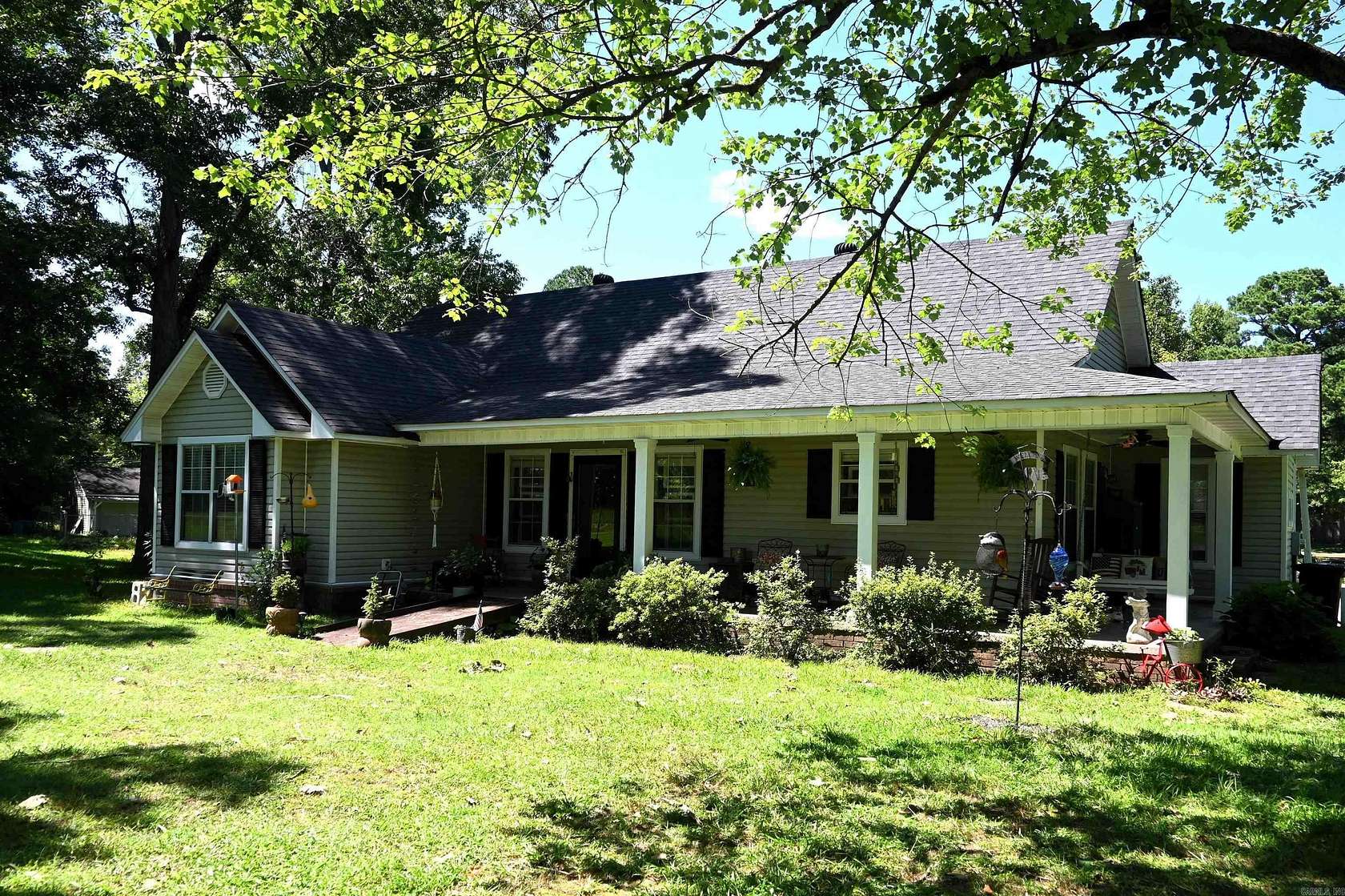 3.22 Acres of Land with Home for Sale in Sheridan, Arkansas