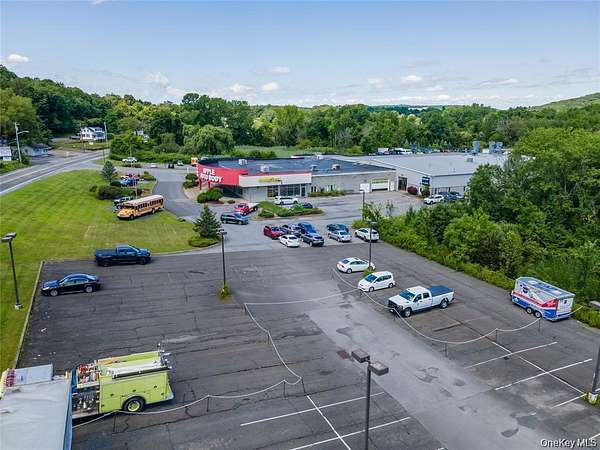Commercial Land for Lease in Monroe, New York