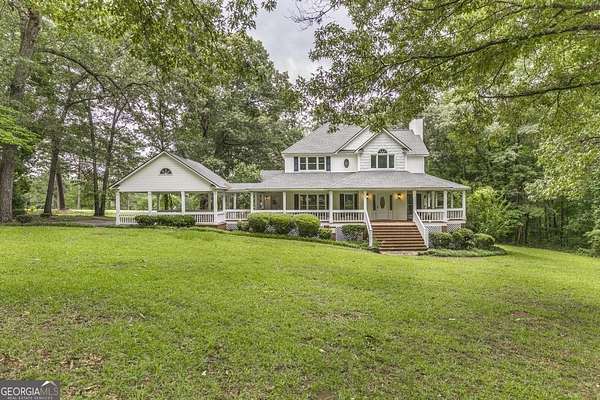 13.7 Acres of Recreational Land with Home for Sale in Gray, Georgia