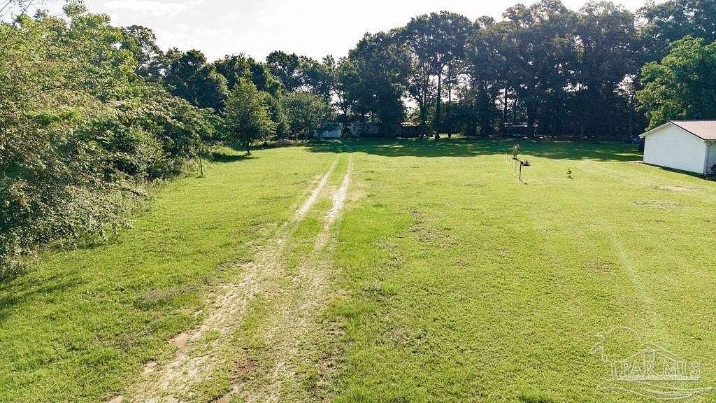 1.5 Acres of Residential Land for Sale in Jay, Florida