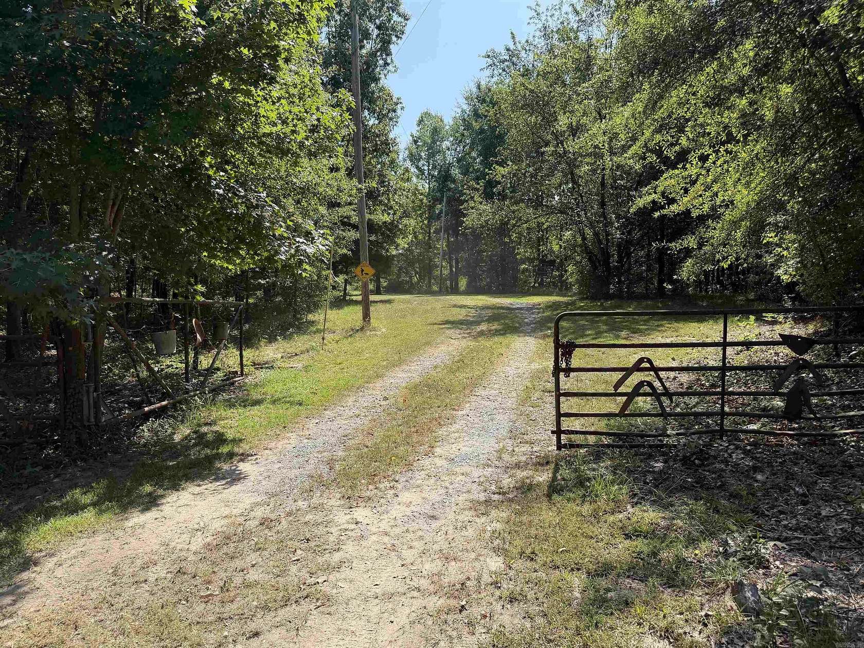 10 Acres of Recreational Land with Home for Sale in Pine Bluff, Arkansas