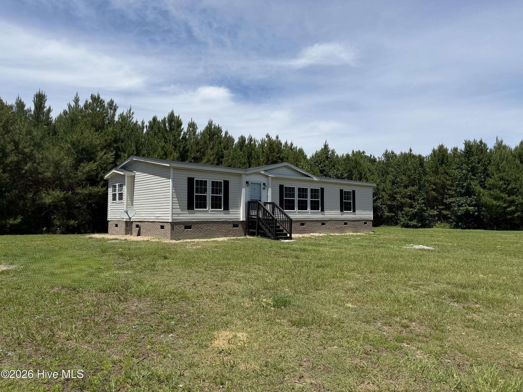 2.79 Acres of Land with Home for Sale in Richlands, North Carolina