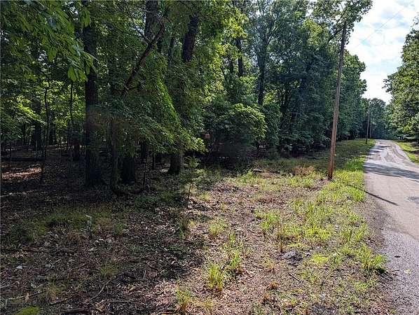 3 Acres of Residential Land for Sale in Yellville, Arkansas