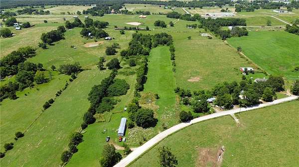5 Acres of Residential Land for Sale in Lincoln, Arkansas