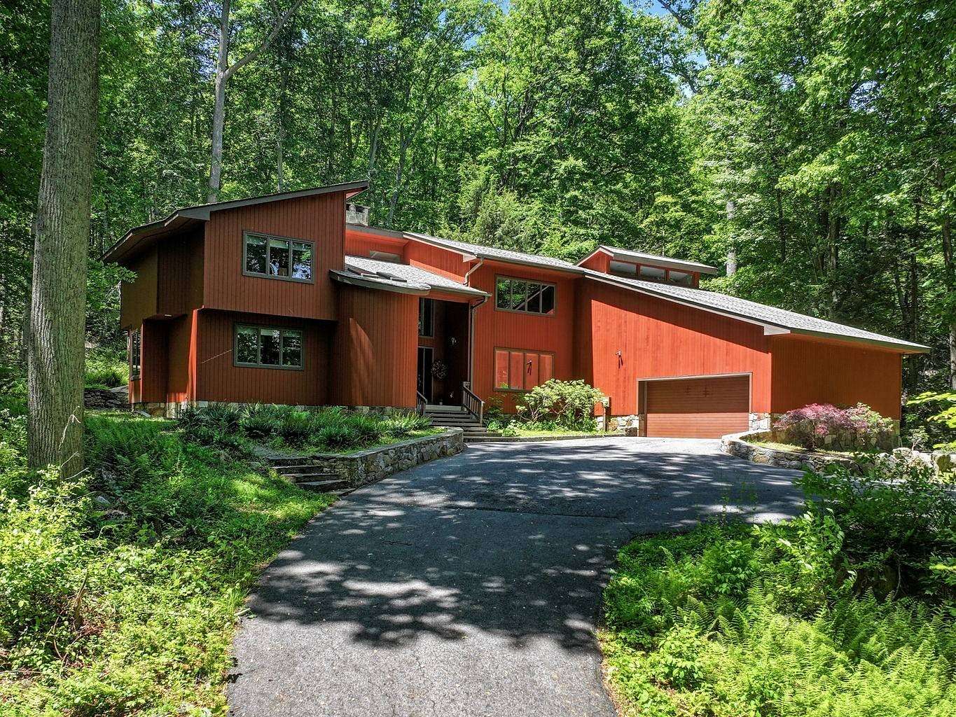 6 Acres of Land with Home for Sale in Hopewell Junction, New York