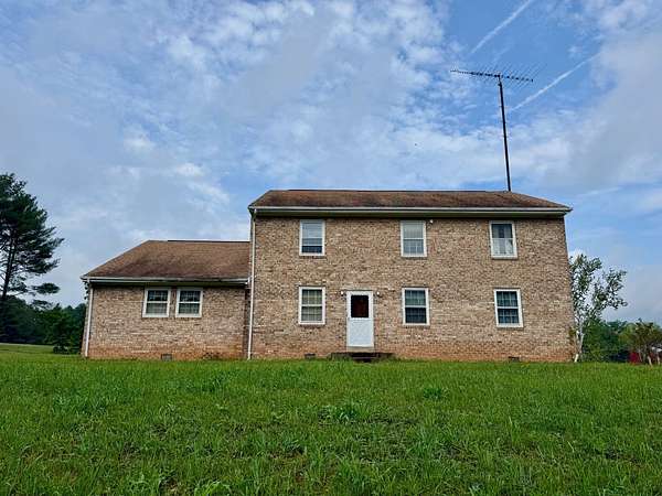 2 Acres of Land with Home for Auction in Unionville, Virginia