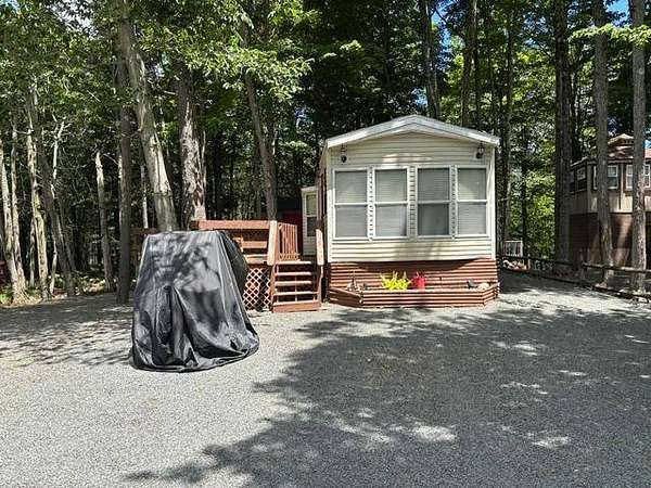 0.14 Acres of Residential Land for Sale in Gouldsboro, Pennsylvania